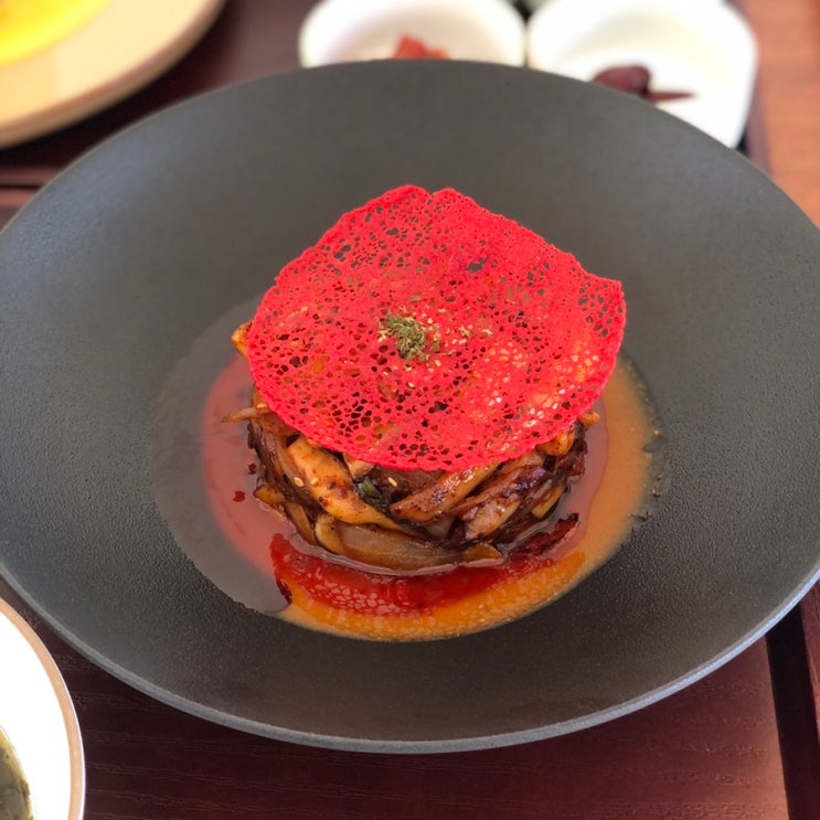 거제 케이블카 근처 맛집 머그정 : 전통한식을 재해석한 퓨전 한식 레스토랑 거제 케이블카 근처 맛집 머그정 : 전통한식을 재해석한 퓨전 한식 레스토랑