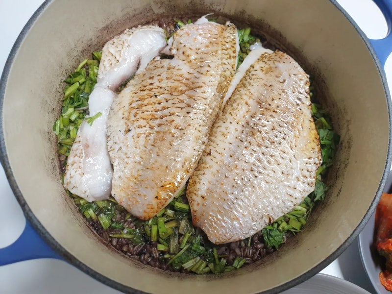 부드럽고 고소한 눈볼대(금태) 구워먹고 솥밥 해먹기 :: 금태구이, 금태솥밥 : 네이버 블로그