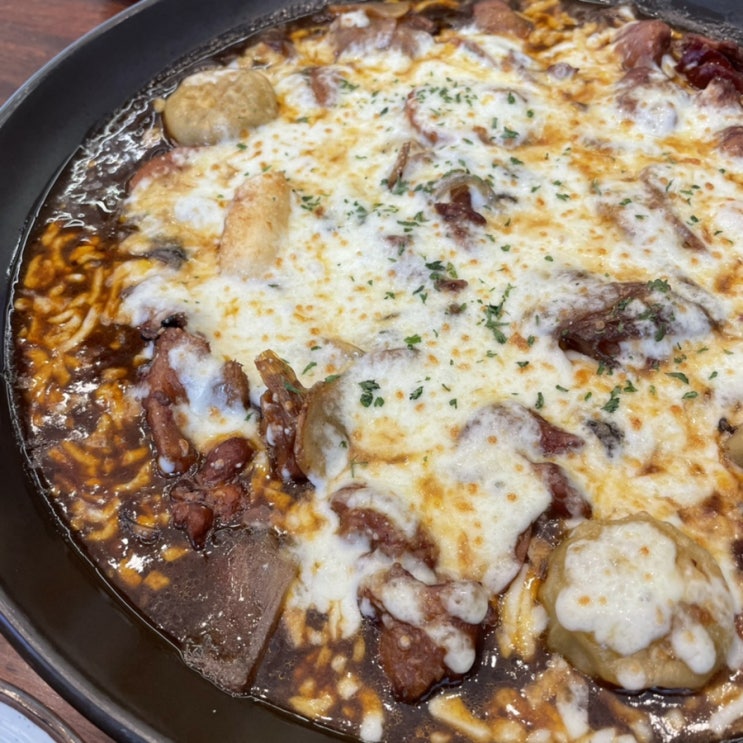  명동 맛집 일미리 금계찜닭은 구름치즈찜닭에 계란밥!