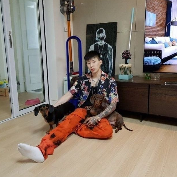박재범 집 회사 차 프로필 amog 재산 박재범 집 회사 차 프로필 amog 재산
