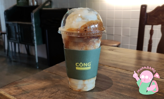 [서울:녹사평] 코코넛 스무디의 샤르르에 커피향 가득 &lt;콩카페&gt;