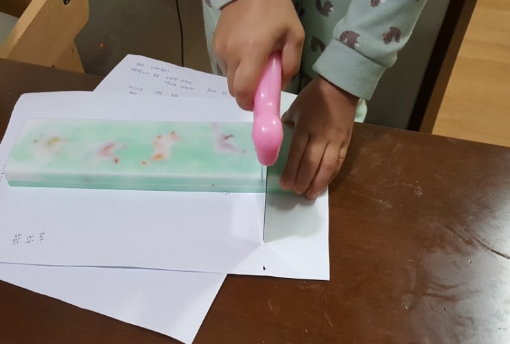  공룡 화석 비누 만들기_5세, 4세 [공룡] 주제 집콕놀이 (가정 놀이터_과학 영역)
