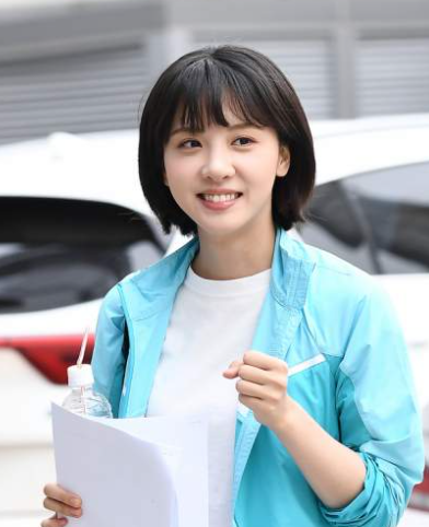  김민아 단발 , LCK아나운서 시절,워크맨,현재 까지..