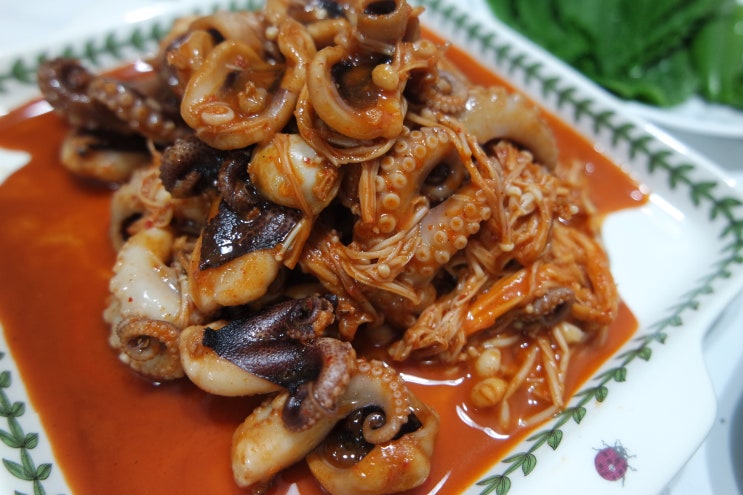  봄 제철 쭈꾸미볶음 맛있게 매운 쭈꾸미밀키트로 저녁준비 완성!