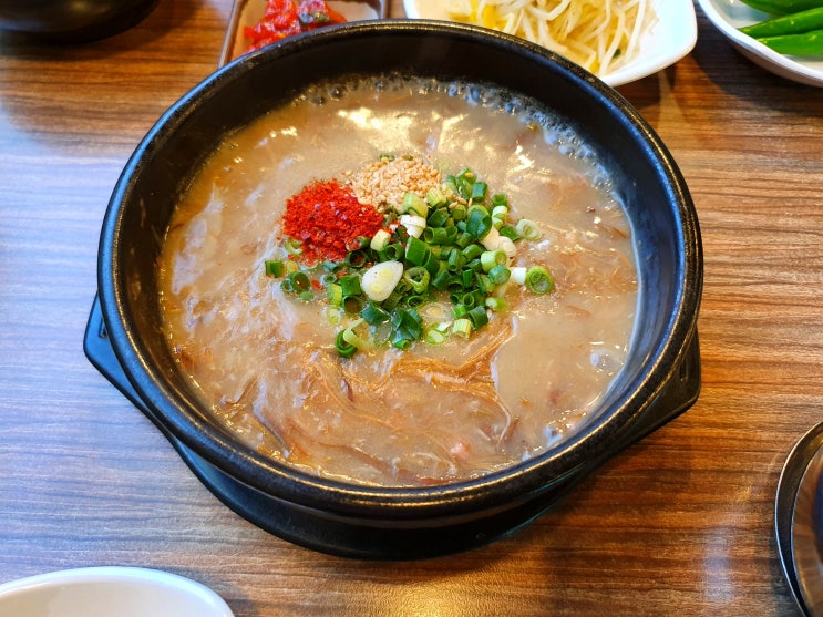  제주도 공항 근처 맛집 제주 아침식사 김재훈 고사리 육개장