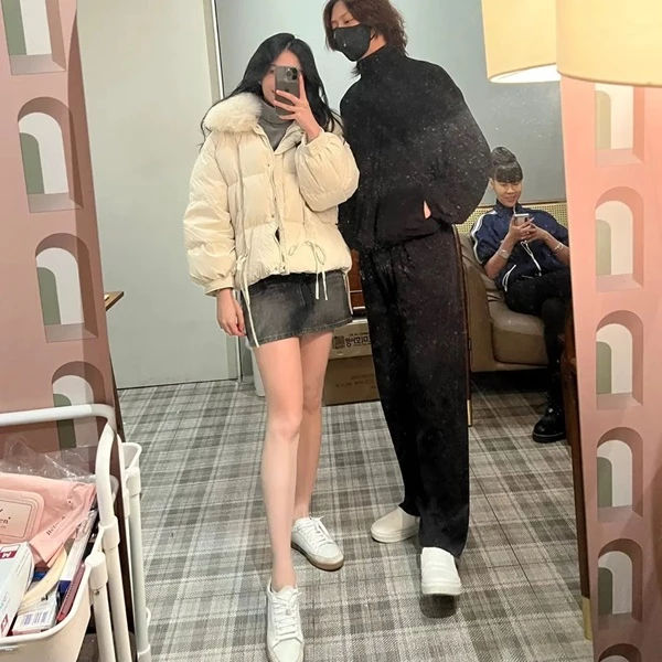 '홍콩 인기배우 구숙정 딸' 아일라, 슈퍼주니어 김희철과 단독 튜삿 거울 셀카 '홍콩 인기배우 구숙정 딸' 아일라, 슈퍼주니어 김희철과 단독 튜삿 거울 셀카
