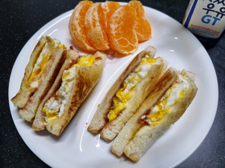  아침식단 아침메뉴 집밥 파리바게트무료식빵 간단토스트