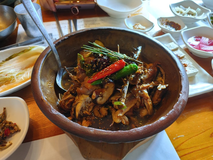  대구 가창 맛집 추천, 솔잎조림닭 과 솔잎 돼지갈비 가 유명한 "돈마을"