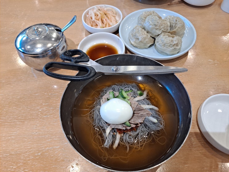 을지로 해장 [오장동 함흥냉면] 자극적이지 않은 삼삼한 냉면집