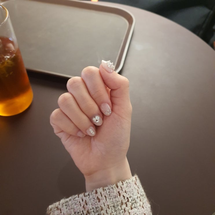  [리뷰] 편하고 깔끔한 범계 네일샵