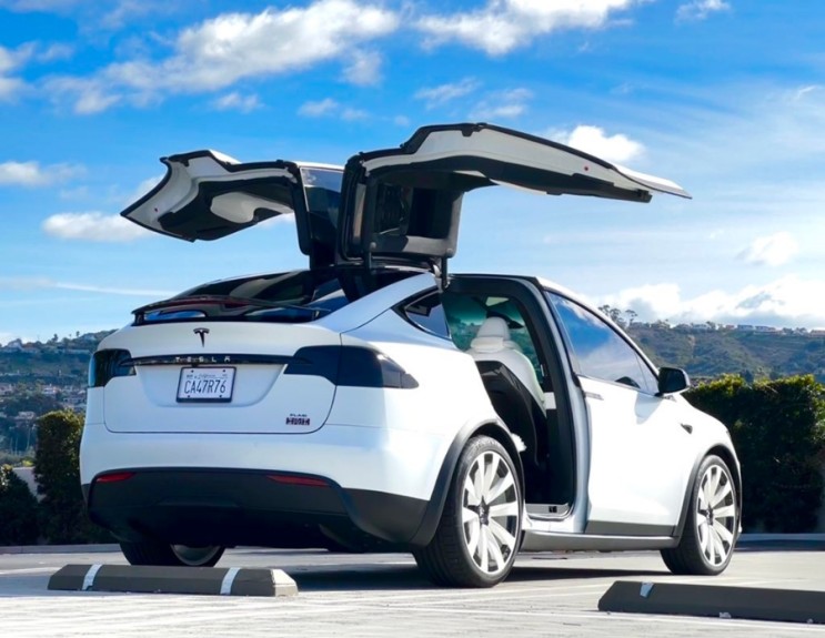 Tesla Model X 5인승 배송 시작! 7인승 Plaid 변형에 대한 새로운 희망!!