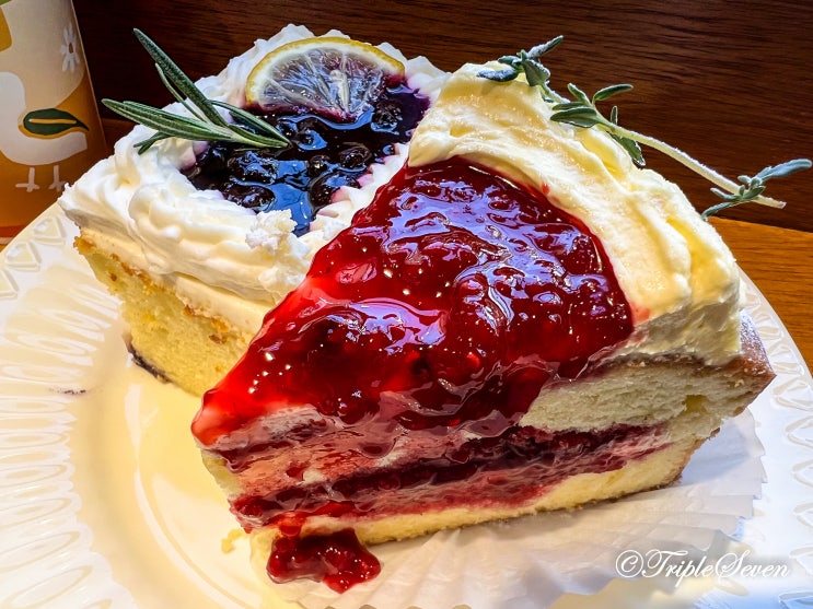  [맛집] 연남동 베이커리 베이크 브리즈(Bake Breeze) 방문 솔직한 후기! 메뉴, 가격, 분위기! 알려드립니다.