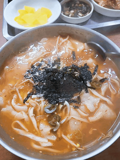  공릉동원조멸치국수 청량리점/청량리혼밥/청량리국수/청량리맛집