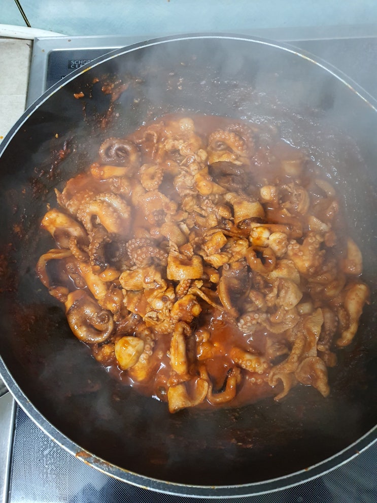 4월제철해산물 쭈꾸미 오라방쭈꾸미로 집에서 맛나게 먹었습니다.