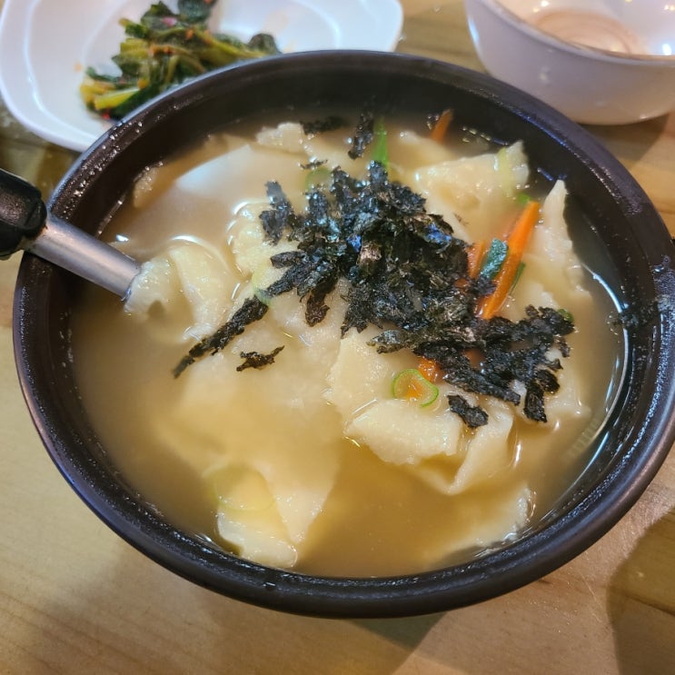  [논현동/학동역] 수제비 맛집 - 삼청골명가 더수제비
