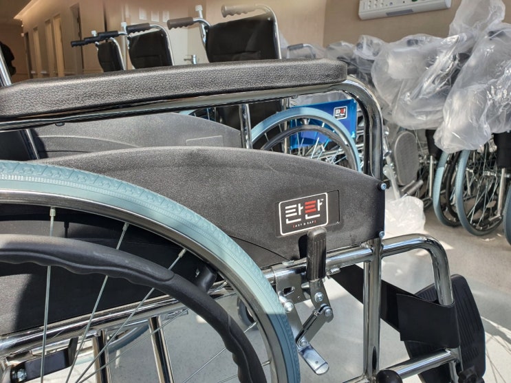 [베스트라이프] 탄탄 휠체어 중앙대 광명병원 납품