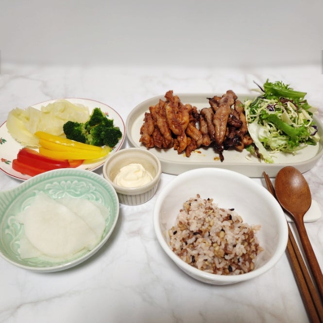 밥반찬, 술안주로 최고 중앙식품 춘천꼬꼬닭갈비 닭목살 밥반찬, 술안주로 최고 중앙식품 춘천꼬꼬닭갈비 닭목살