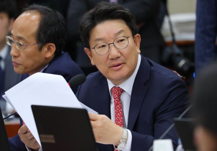  권선동 "안철수, 총리까지는 가지 않을 것"