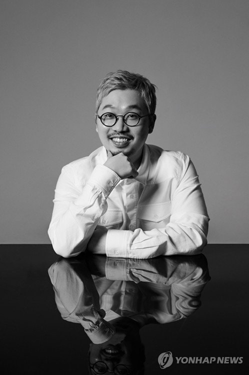'BTS 작곡가' 피독 빅히트 프로듀서, 지난해 보수 400억원