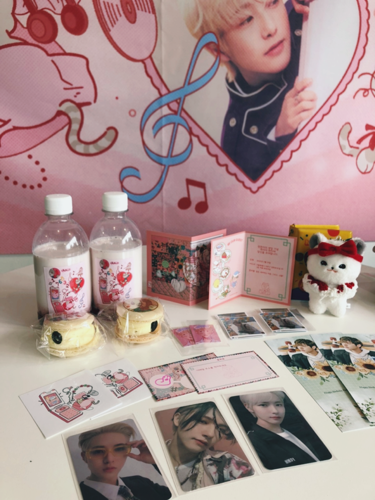  [NCT DREAM]런쥔 생일 카페1: 카페 위밋데얼