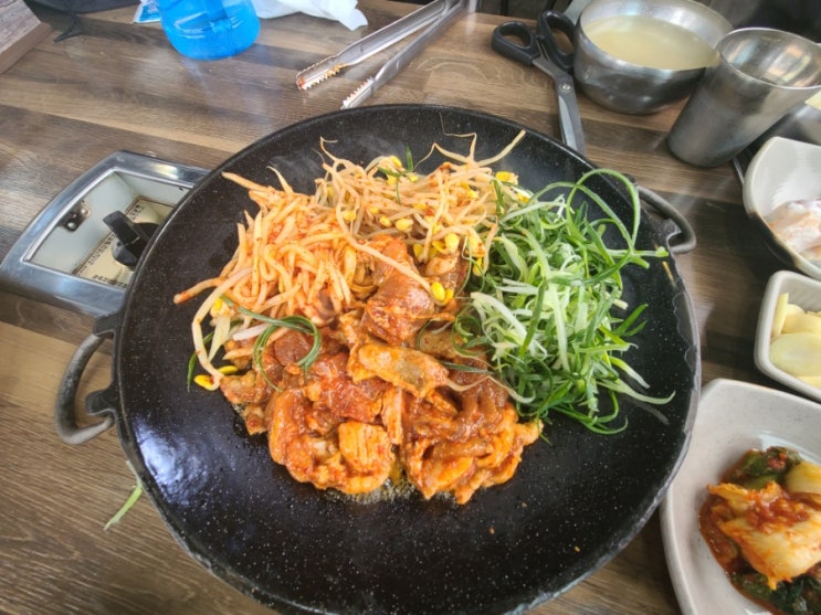  한경면 동네 밥집 '지서개식당'