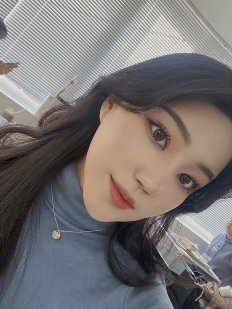  (3개월차 성형 후기 인터뷰) "조석(웹툰 -마음의 소리- 캐릭터)"을 닮은 22살 여대생의 유쾌한 첫성형 프로젝트! [눈성형,코성형,얼굴지방흡입]