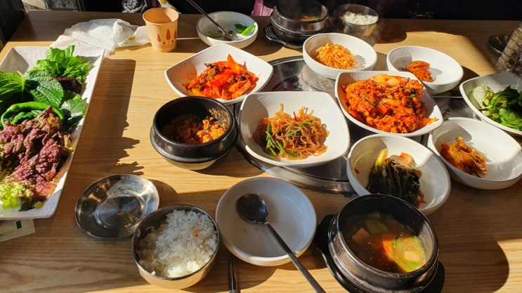 자양동 2018연 식당에서 우렁쌈밥
