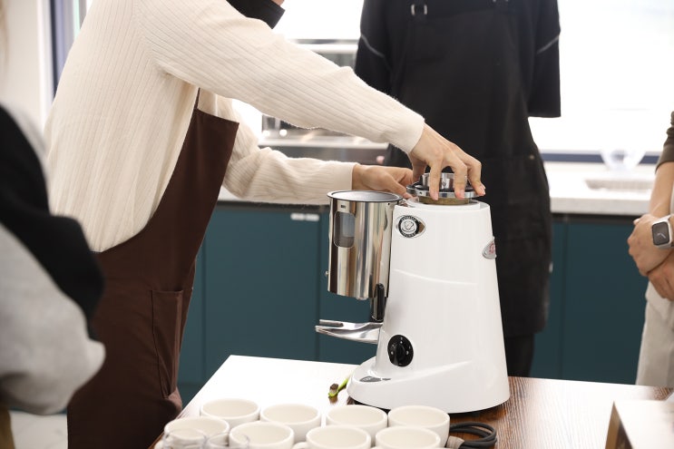  홍대바리스타학원 브루잉&센서리 국제 자격증 취득해보기!