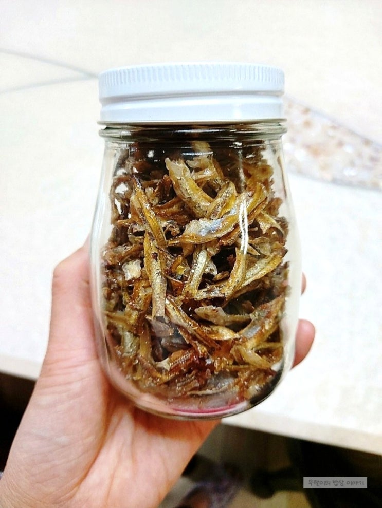  멸치로 바삭한 간식 만들기 : 손에 묻지 않는 멸치정과