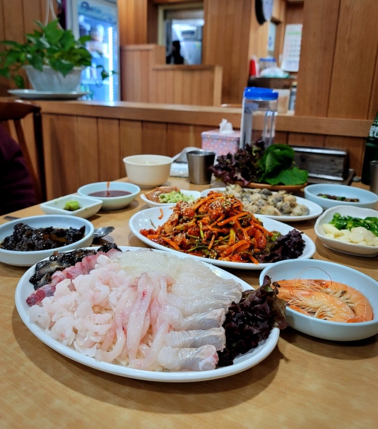  대구 교동 맛집, 삼미횟집(중앙로 횟집, 술집, 모듬회, 골뱅이 숙회)