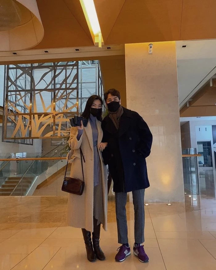 '돌싱글즈 2' 윤남기-이다은 커플, "어쩌다보니 200일 기념"이라며 럽스타 올린 셀럽 '돌싱글즈 2' 윤남기-이다은 커플, "어쩌다보니 200일 기념"이라며 럽스타 올린 셀럽