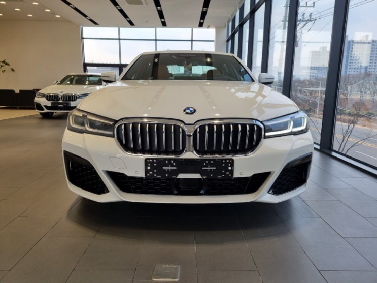  [비엠타카] BMW 520i MSP (알파인화이트/꼬냑시트) 구미 전시장 출고 후기