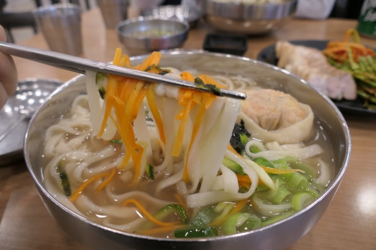  엄마손맛칼국수 용인죽전 만두 칼국수 맛집 추억의맛