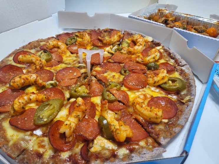 피자알볼로 ; 기상청사람들 피자, 권오중 바르뎀이 광고하는 신메뉴 대새피자