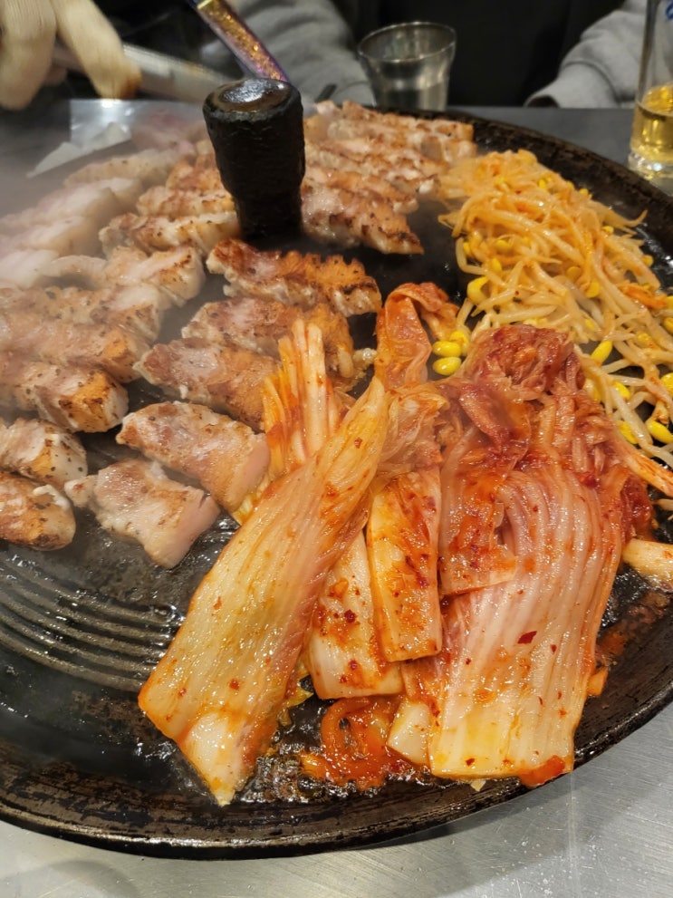  수영맛집// 수영역 근처 고깃집 "목구멍" 미나리삼겹살