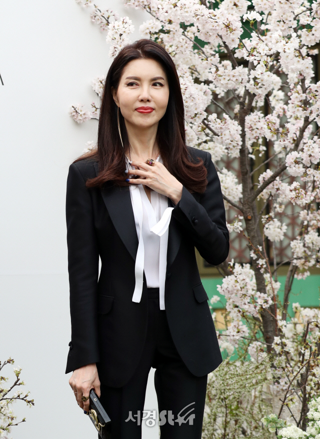 백지연 나이 아나운서 전남편 직업 이혼 재혼 결혼 가족 고향 자녀 아들 백지연 나이 아나운서 전남편 직업 이혼 재혼 결혼 가족 고향 자녀 아들