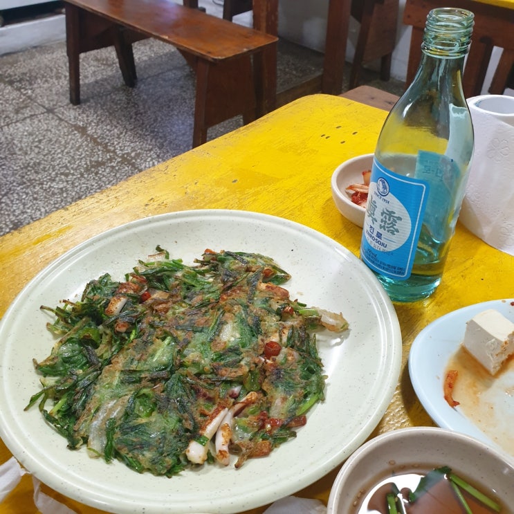  영도 노포 술집 천탁 : 김치전이 5000원 ?!