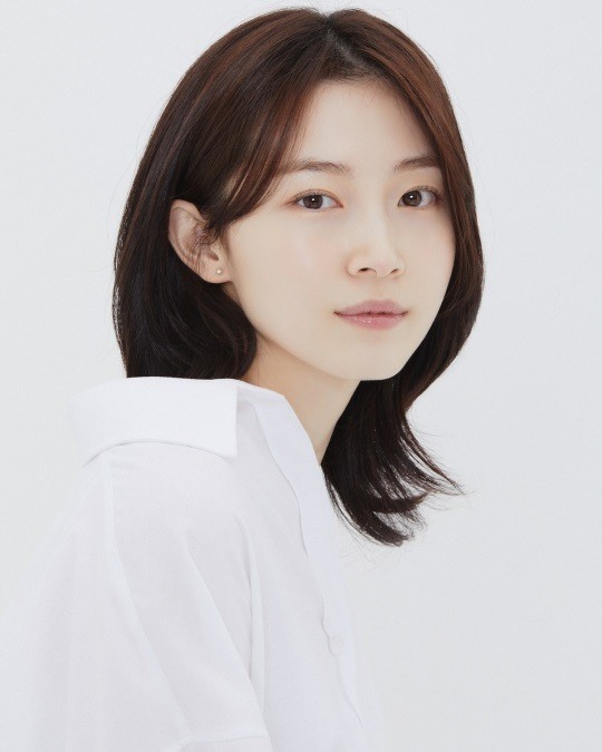 '드라이브 마이 카' 박유림, BH엔터와 <b>전속 계약</b>..이병헌-한지민... 