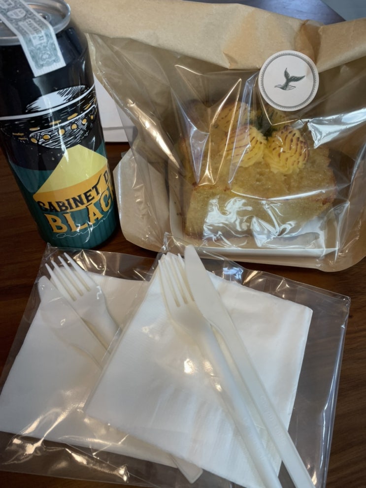  캐비네드쁘아송 아난티회원 10%할인 받고 아난티맥주 & 허니브래드 후기
