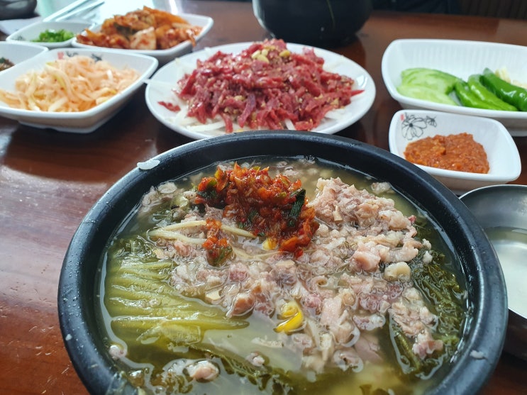  신설동역에 위치한 오래된 해장국 노포 맛집 어머니 대성집