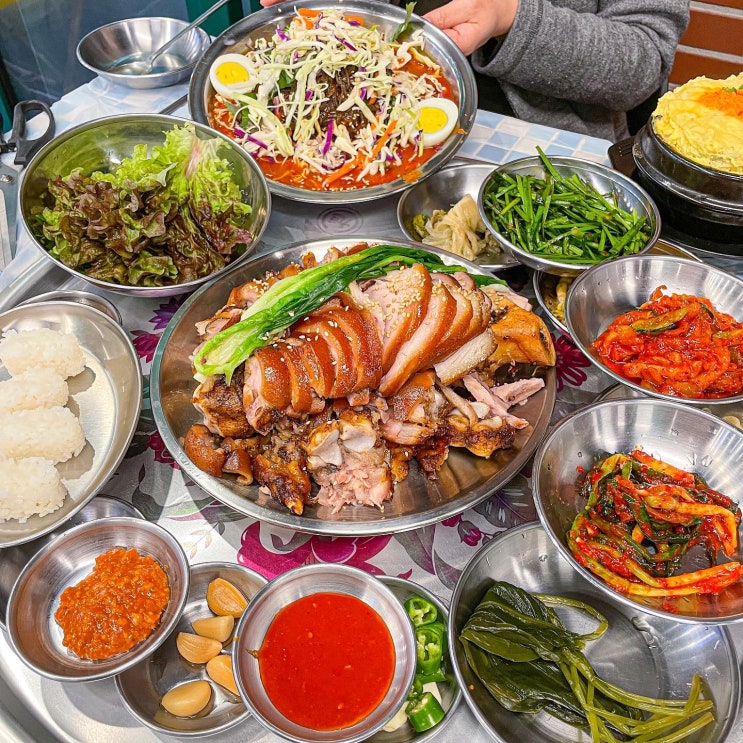  [신논현/강남] 레트로한 남도식 족발 오마카세 맛집, '완미족발'