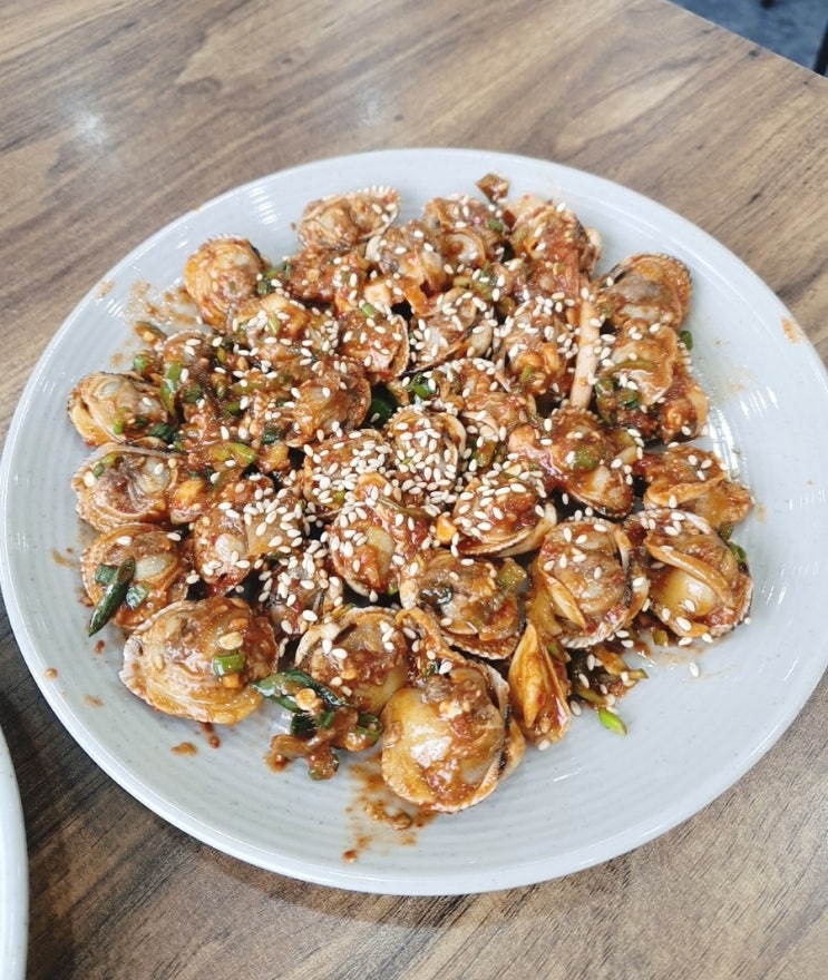  대구 앞산 고산골 맛집 [고산골할매보리밥] 보리밥 꼬막무침 맛있네요