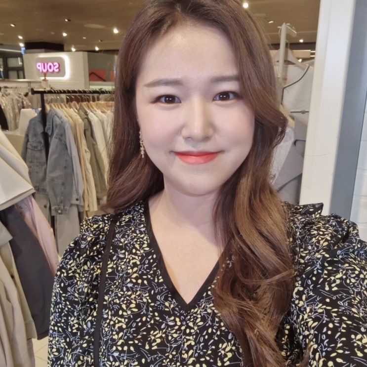  라이브커머스 여자 쇼호스트 섭외 울산 현대백화점 패션 SOUP 정아람쇼호스트