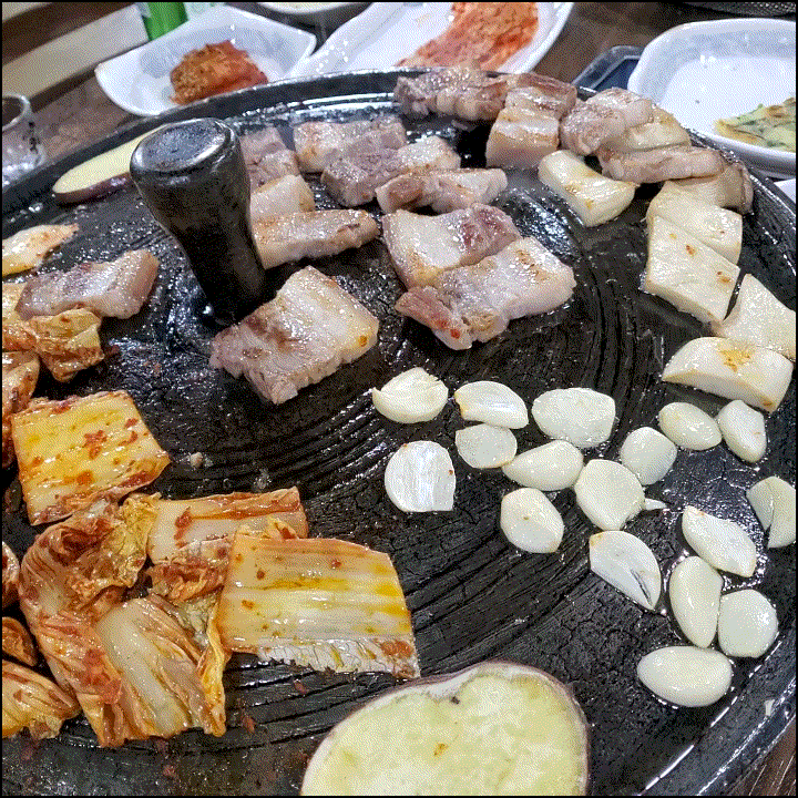  천안삼겹살 가성비 좋은 차암동맛집 맛쌈솥뚜껑