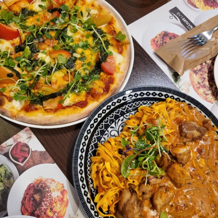  [신촌 맛집] 시그니처랩 현대백화점신촌점 데이트 맛집 (커플세트)