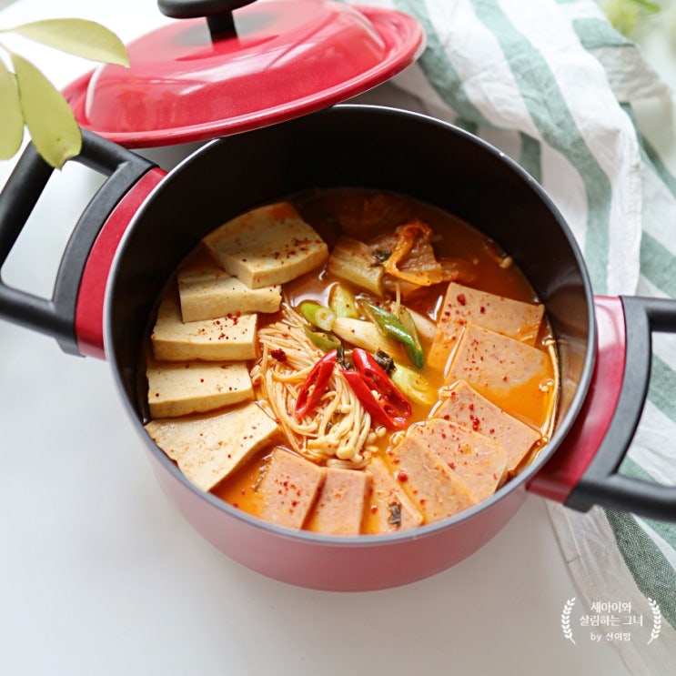  백종원 스팸 김치찌개 맛있게 끓이는법 꿀팁 더한 밥도둑 스팸두부찌개 요리