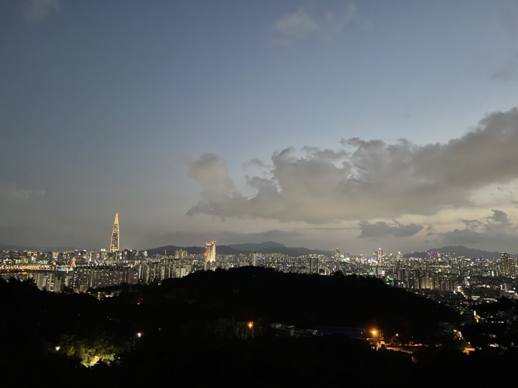  아차산 오르기. 서울전경이 보이는, 뷰맛집.