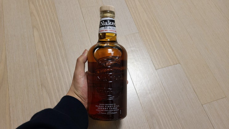  블랜디드 몰트 위스키 '네이키드 몰트' 시음 후기