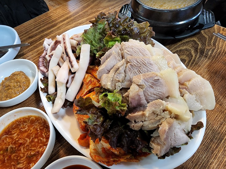 당산역 맛집 이조보쌈 오징어보쌈 맛있어요 당산역 맛집 이조보쌈 오징어보쌈 맛있어요
