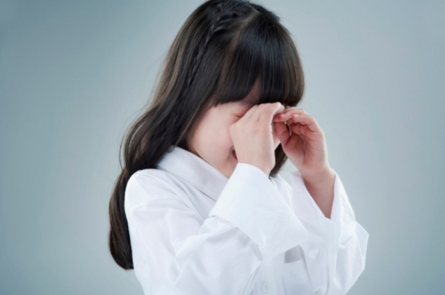 "모래 들어간 것 같아요"…코로나 증상, 눈에도 나타난다 "모래 들어간 것 같아요"…코로나 증상, 눈에도 나타난다